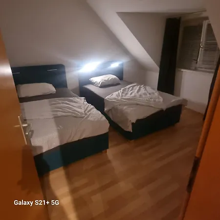 Apartment 2 In Golling An Der Erlauf Lägenhet